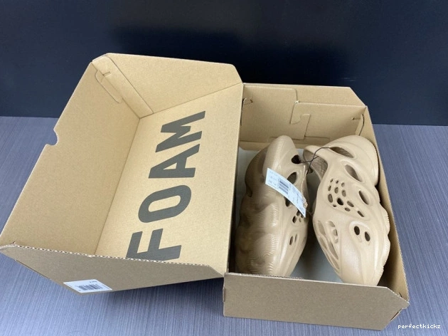 Foam GW3354 Ochre RNNR Adidas Yeezy 0712